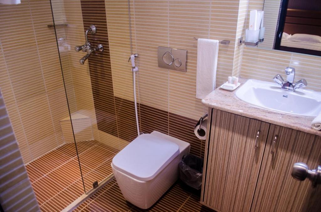 Hotel Comfotel Calcutta Extérieur photo