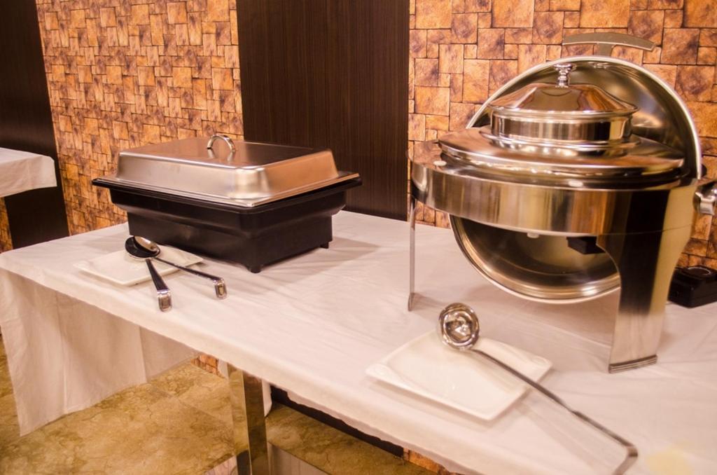 Hotel Comfotel Calcutta Extérieur photo